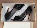 Zwarte pumps maat 38, Ophalen, Zwart, Zo goed als nieuw, Schoenen met hoge hakken