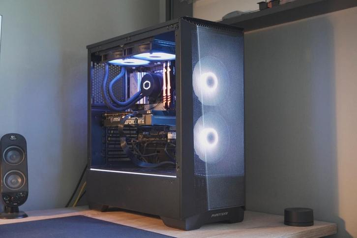 Game pc, Computers en Software, Desktop Pc's, Zo goed als nieuw, 3 tot 4 Ghz, SSD, Met videokaart, Gaming, Ophalen
