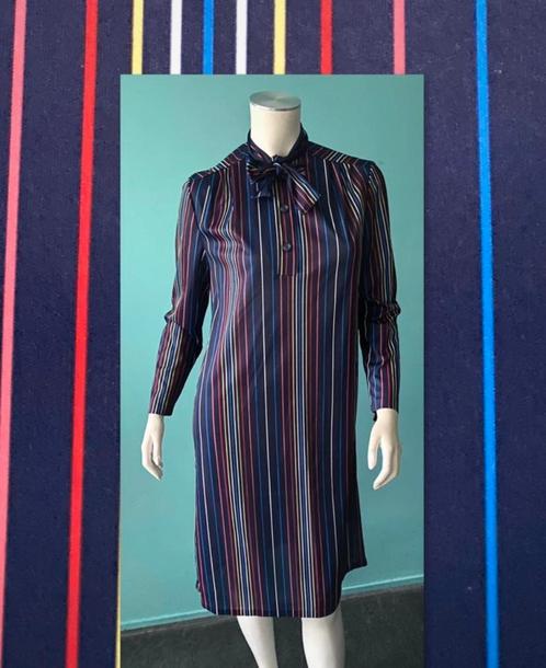 Vintage originele jaren 70 jurk blauw gestreept maat 40, Kleding | Dames, Jurken, Gedragen, Maat 38/40 (M), Blauw, Knielengte