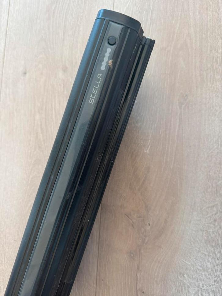 Stella cosmo accu, Fietsen en Brommers, Fietsaccessoires | Fietsaccu's, Zo goed als nieuw, Ophalen of Verzenden