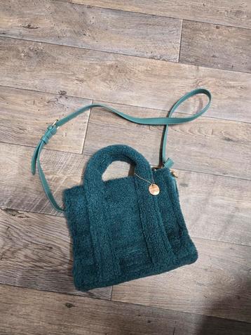 Groene Teddy Handtas met Schouderband beschikbaar voor biedingen