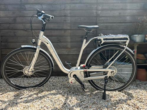 Elektrische fiets Zemo 55cm, Fietsen en Brommers, Elektrische fietsen, Zo goed als nieuw, Overige merken, 51 tot 55 cm, 50 km per accu of meer
