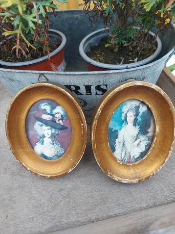 2 mooie kleine sleetse Brocante Florentijnse lijstjes  beschikbaar voor biedingen