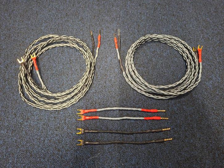 2 x 2.50 meter Kimber 4 VS Luidsprekerkabels + 4 Jumpers., Audio, Tv en Foto, Audiokabels en Televisiekabels, Zo goed als nieuw