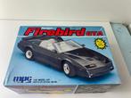 Pontiac Firebird GTA.   “2in1” modelkit, Hobby en Vrije tijd, Modelbouw | Auto's en Voertuigen, Nieuw, Overige merken, Ophalen of Verzenden