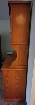 Glass cabinet, Ophalen, Gebruikt, 50 tot 100 cm, Detachable, top and bottom part.