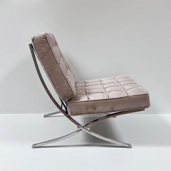 Barcelona Chair, Huis en Inrichting, Fauteuils, Zo goed als nieuw, 75 tot 100 cm, Ophalen
