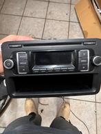 Vw radio Rcd210 met code, Ophalen of Verzenden, Gebruikt