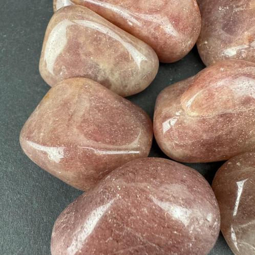 Rode Aventurijn trommelsteen uit Zuid-Afrika, Verzamelen, Mineralen en Fossielen, Mineraal, Ophalen of Verzenden