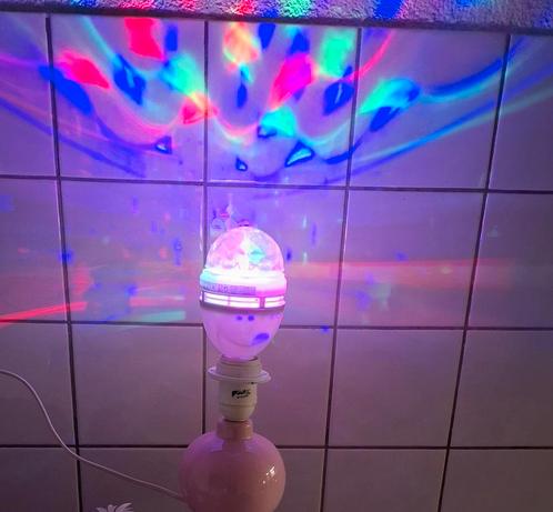 Tafellamp/decoratie lamp.  Roterend. 28 cm., Huis en Inrichting, Lampen | Tafellampen, Zo goed als nieuw, Minder dan 50 cm, Kunststof