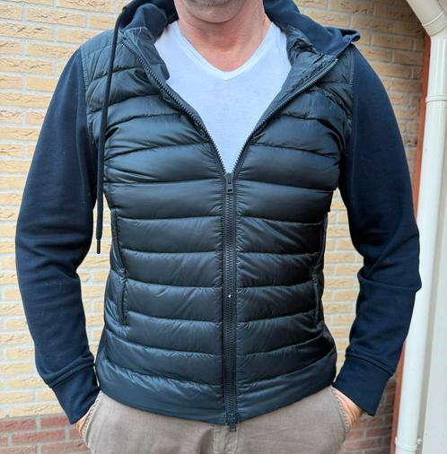 Herno ultralicht jasje mt 50 zgan donkerblauw met capuchon, Kleding | Heren, Jassen | Zomer, Zo goed als nieuw, Blauw, Verzenden