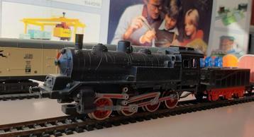 Lima locomotief met diverse goederen wagons beschikbaar voor biedingen