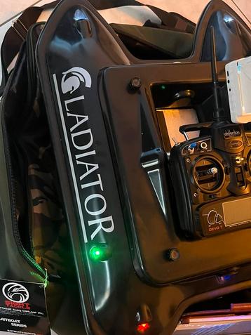 Gladiator incl raymarine 5 & front cam beschikbaar voor biedingen