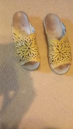 Dames Slippers Rieker Maat 42, Slippers, Geel, Ophalen of Verzenden, Onbekend