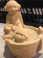 Marble Stone Art beeldje - in de tobbe - (15 x 11 ), Verzamelen, Beelden en Beeldjes, Ophalen of Verzenden, Zo goed als nieuw