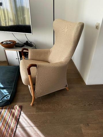 stoelen beschikbaar voor biedingen