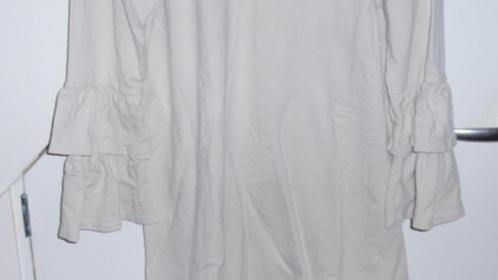 NIEUW Damestrui maat XL beige met roezels aan de mouwen XL, Kleding | Dames, Truien en Vesten, Nieuw, Maat 46/48 (XL) of groter
