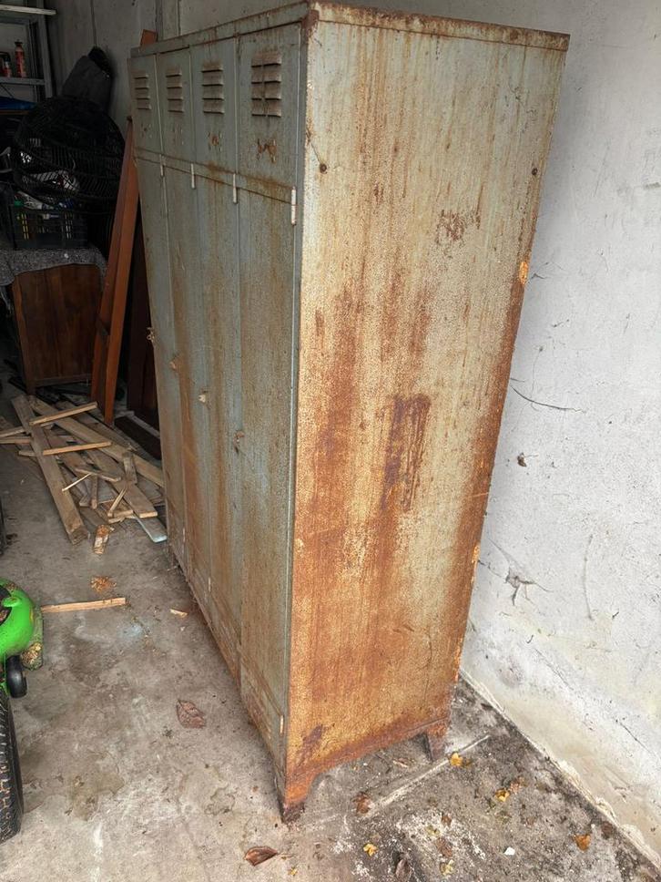 Industriële stalen Locker Kast 4 deuren grijs, Huis en Inrichting, Kasten | Lockerkasten, Gebruikt, Ophalen