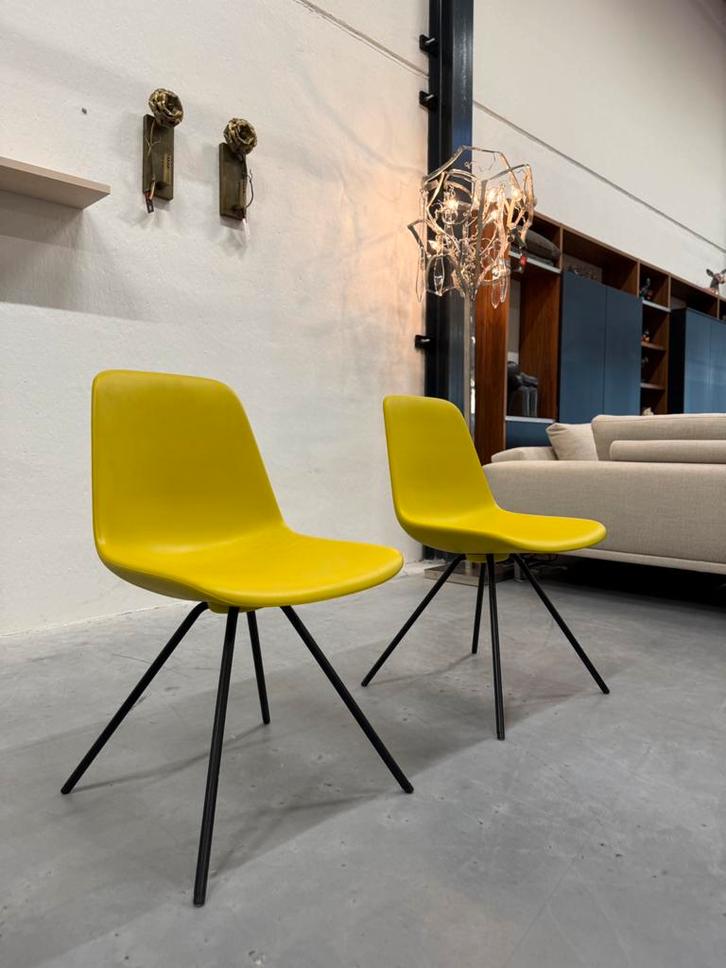 2 Nieuw Tonon 904 01 Step Chair geel design stoel, Huis en Inrichting, Stoelen, Nieuw, Twee, Overige kleuren, Ophalen of Verzenden