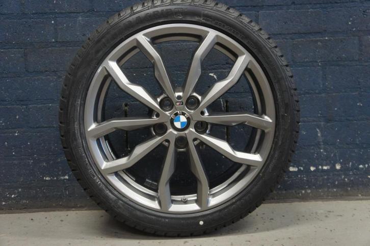 18 ' winter BMW 1 serie F40, 2 serie Gran Coupe F44, 711M, Auto-onderdelen, Banden en Velgen, Banden en Velgen, Winterbanden, 18 inch