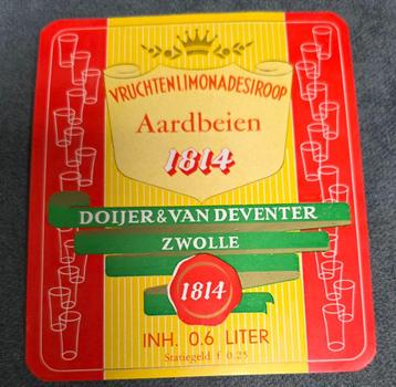 483) ETIKET ZWOLLE DOIJER & VAN DEVENTER AARDBEIEN beschikbaar voor biedingen