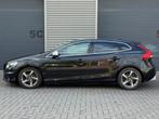 Volvo V40 2.0 D2 R-Design Business Xenon Led Leder, Auto's, Voorwielaandrijving, Gebruikt, Euro 6, 4 cilinders