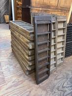 letterbakken en steenvormen, Ophalen, Gebruikt