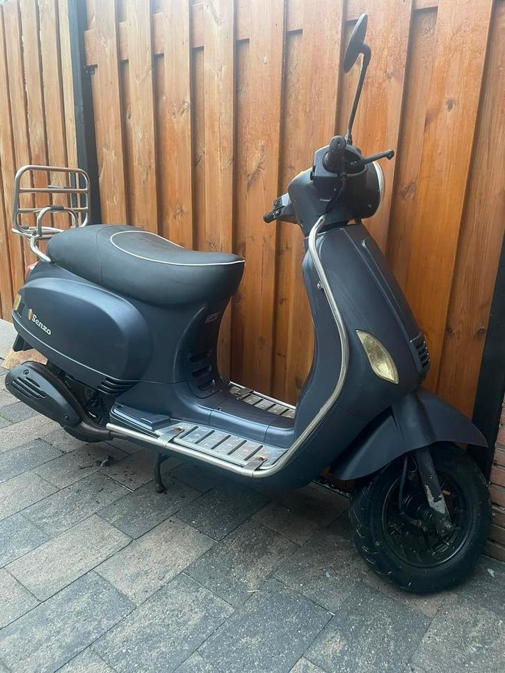 Scooter Senzo Riva (opknapper), Fietsen en Brommers, Scooters | Overige merken, Gebruikt, Maximaal 45 km/u, Benzine, Ophalen
