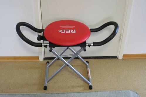Mooie Red nauwelijks gebruikt., Sport en Fitness, Fitnessapparatuur, Gebruikt, Overige typen, Buik, Metaal, Ophalen of Verzenden