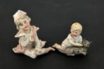 2 ANTIEKE  PORSELEINEN  BEELDJES, Antiek en Kunst, Antiek | Porselein, Ophalen of Verzenden