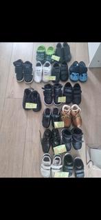 Kinder schoenen maat 20 tot 25 nike puma Adidas fila, Ophalen, Zo goed als nieuw, Jongetje of Meisje, Schoentjes