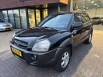 Hyundai Tucson 2.0i Dynamic AIRCO TREKHAAK NW APK ORIG NL NA, 4 cilinders, Zwart, Origineel Nederlands, Bedrijf
