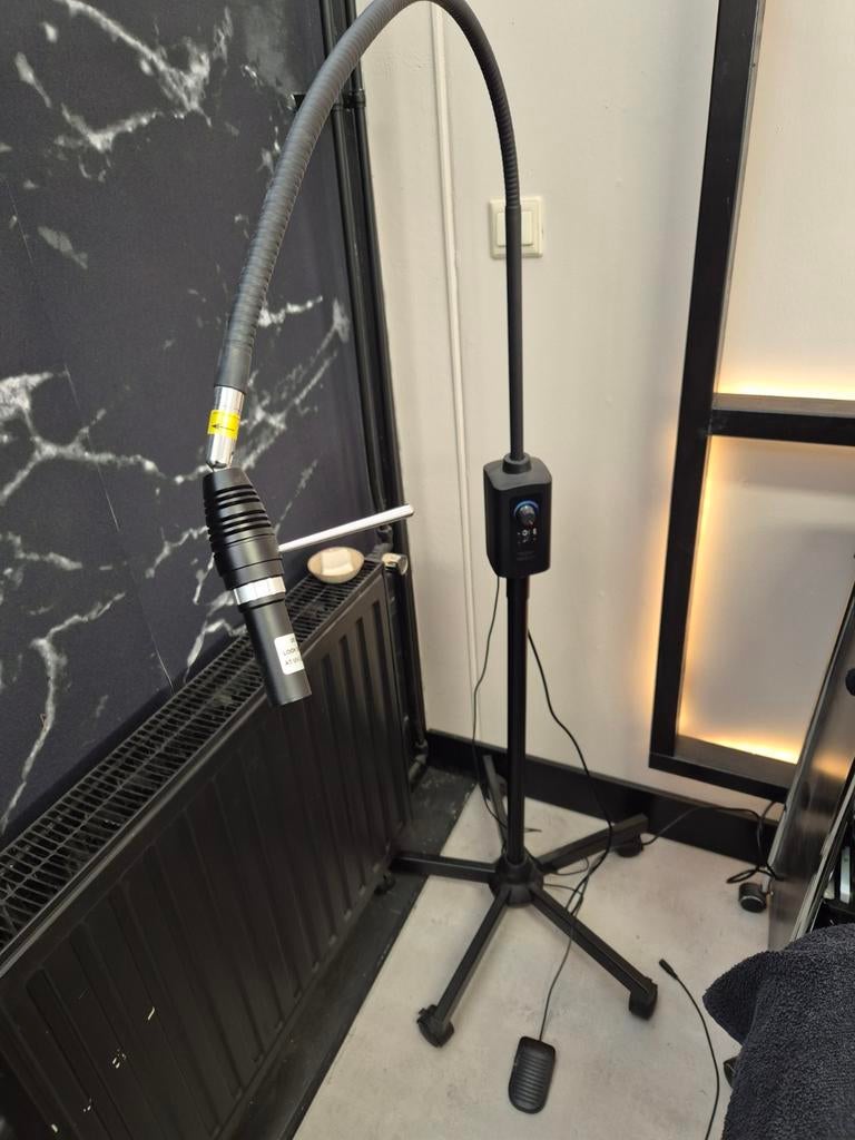 Uv Lamp met pedaal wimperextensions, Ophalen, Wit, Handen en Nagels