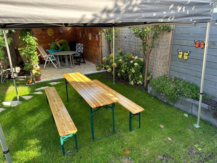 Biertafel set huren Assen en omgeving - Twee banken en tafel, Tuin en Terras, Overkappingen, Zo goed als nieuw, Overige typen