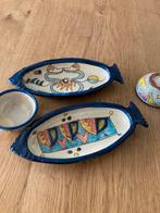 Twee keramiek schaaltjes en kommetje vis, Huis en Inrichting, Keuken | Servies, Gebruikt, Keramiek, Ophalen of Verzenden, Schaal of Schalen