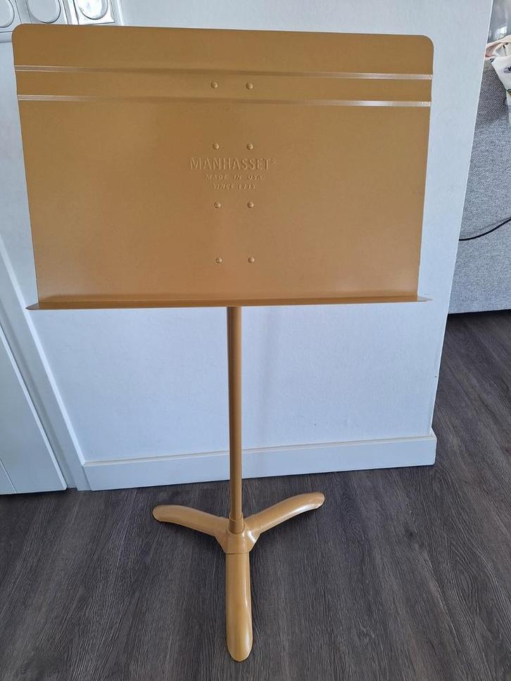 Lessenaar ceremonie/ muziekstandaard goud Manhasset, Muziek en Instrumenten, Standaards, Nieuw, Muziekstandaard, Ophalen of Verzenden