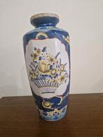 Chinese Vaas Geel Blauw met bloemmotief, Ophalen of Verzenden