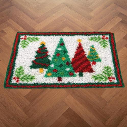Smyrna, latch hook mat, Kerstbomen, DIY kit, Zelf maken  Inh, Hobby en Vrije tijd, Breien en Haken, Nieuw, Haken, Wol of Garen