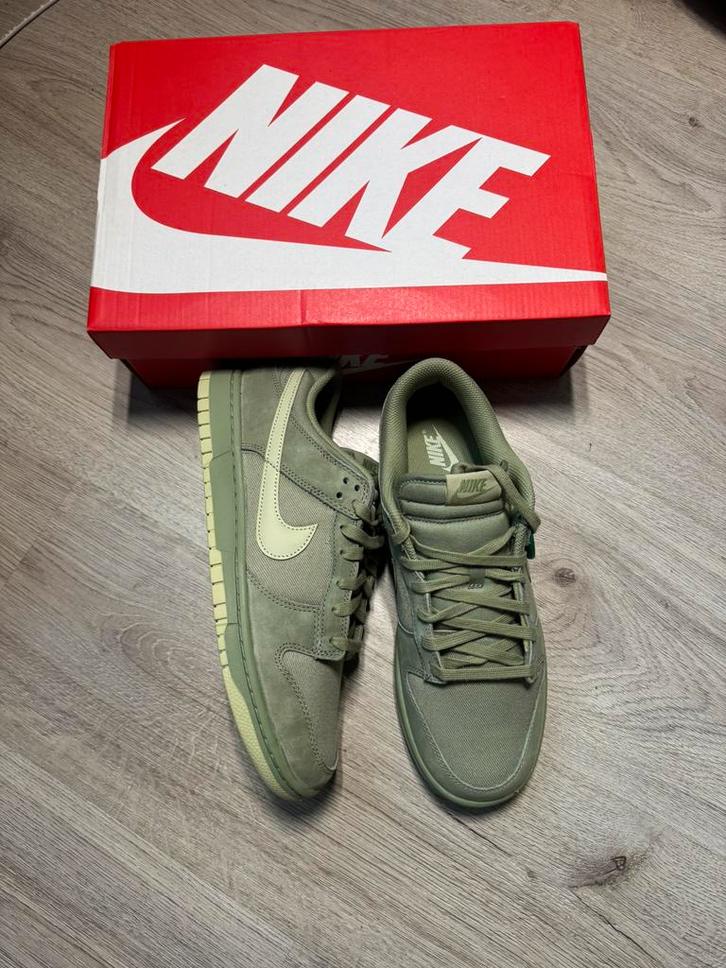 Nike Dunk Low Retro Premium – Oil Green/Olive Aura 11US/45EU, Kleding | Heren, Schoenen, Zo goed als nieuw, Overige kleuren, Ophalen of Verzenden