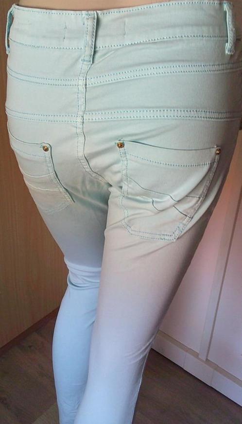 Monday blauwe boyfriend fit NIEUWE broek 36, Kleding | Dames, Broeken en Pantalons, Nieuw, Maat 36 (S), Blauw, Lang, Verzenden