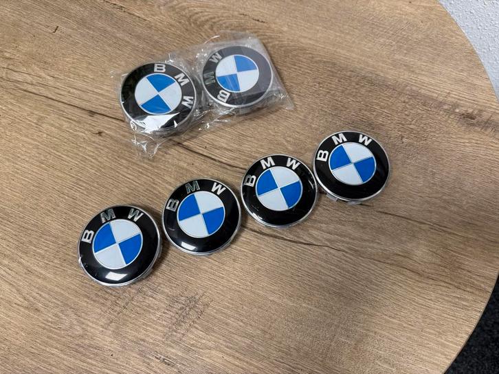 BMW Naafkapjes Naafdoppen Wieldoppen 68MM Verzenden mogelijk, Auto diversen, Wieldoppen, Zo goed als nieuw, Ophalen of Verzenden