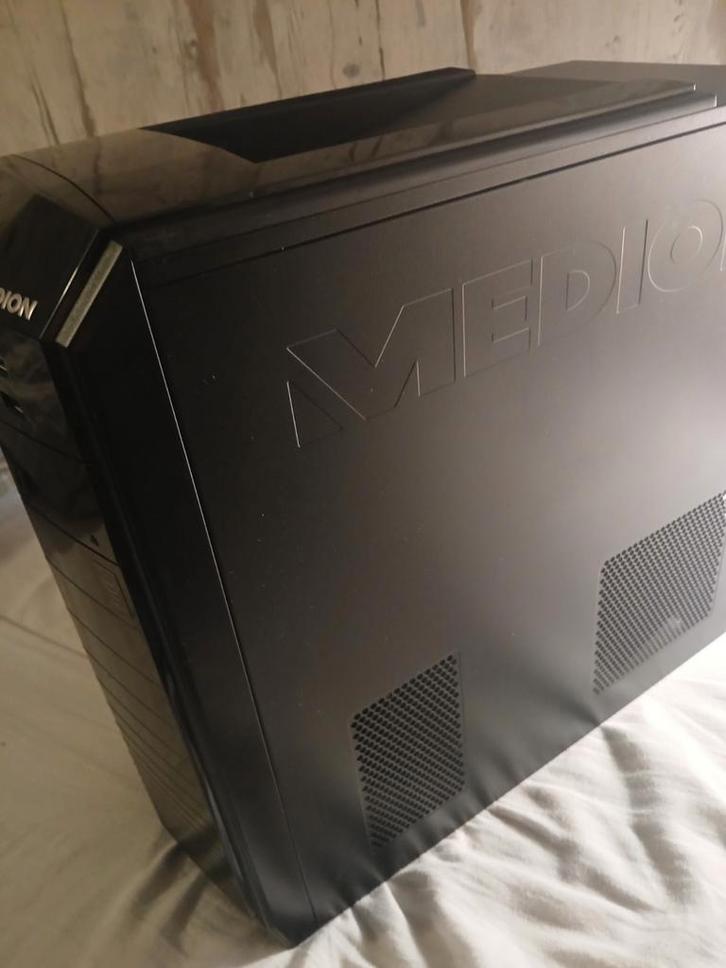Medion PC - Intel i5 4440, 8GB RAM, 2GB Videokaart, Computers en Software, Desktop Pc's, Ophalen of Verzenden