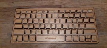 Bamboe extern toetsenbord bluetooth beschikbaar voor biedingen