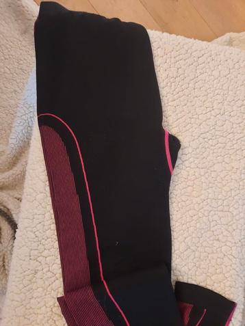 Thermo Broek Maat 158/164 beschikbaar voor biedingen