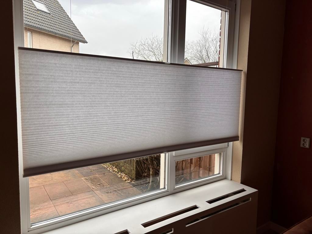 2 witte plissé gordijnen - handverstelbaar 180 en 80 cm, Ophalen, Gebruikt, 50 tot 100 cm, Wit