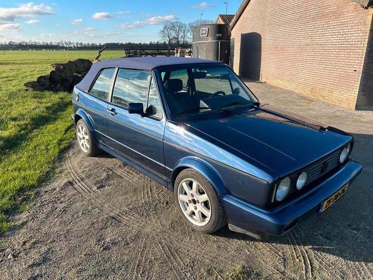 Golf 1 Cabrio bwjr 1991, Auto's, Oldtimers, Particulier, Volkswagen, Benzine, Cabriolet, Handgeschakeld, Blauw, Blauw, Stof, Voorwielaandrijving
