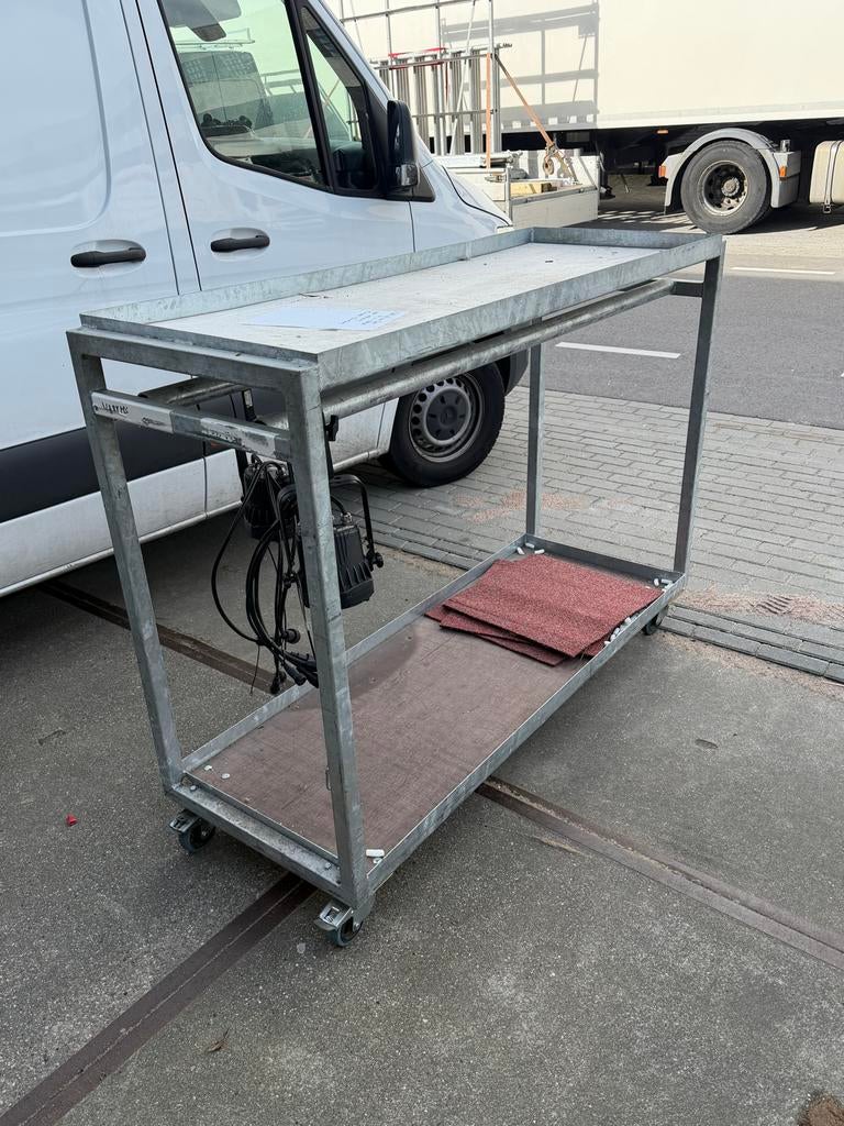 Transportkar voor lampen/lichtspots met haak en bak, Muziek en Instrumenten, Ophalen of Verzenden, Gebruikt, Overige typen