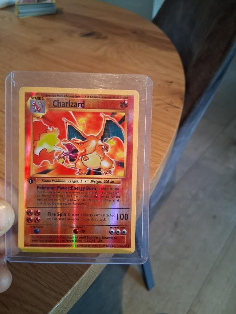 Charizard Pokémon Kaart - Base Set Holo (Engels), Ophalen of Verzenden, Gebruikt, Losse kaart