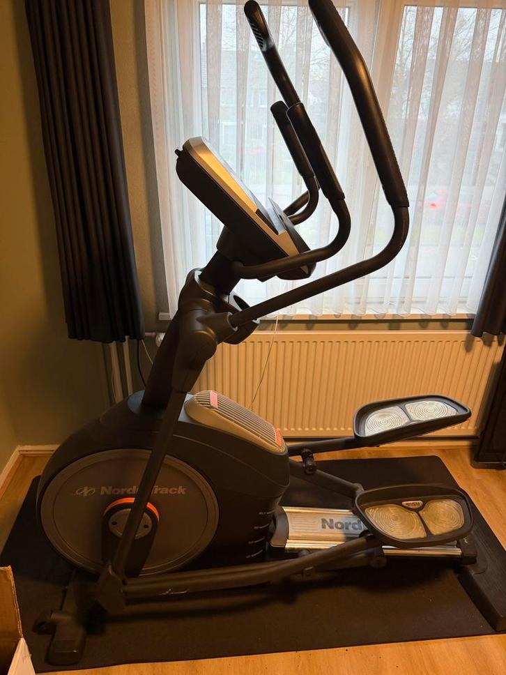 NordicTrack Crosstrainer - Zo goed als nieuw, Sport en Fitness, Fitnessapparatuur, Zo goed als nieuw, Crosstrainer, Armen, Metaal