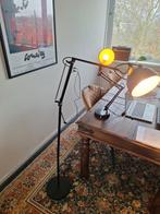 Ikea vloerlamp en bureaulamp, Huis en Inrichting, Lampen | Vloerlampen, Ophalen, 150 tot 200 cm